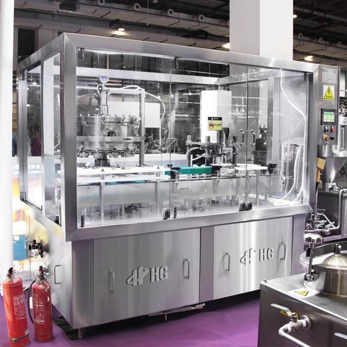 Beer Drink Aluminum Can Linear Filling Machine With Sealing Head